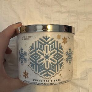 Bath & Body Works White Tea & Sage Candle with Blue Snowflake Design